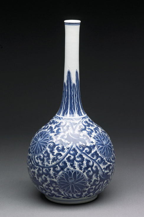 Blue and white bottle vase